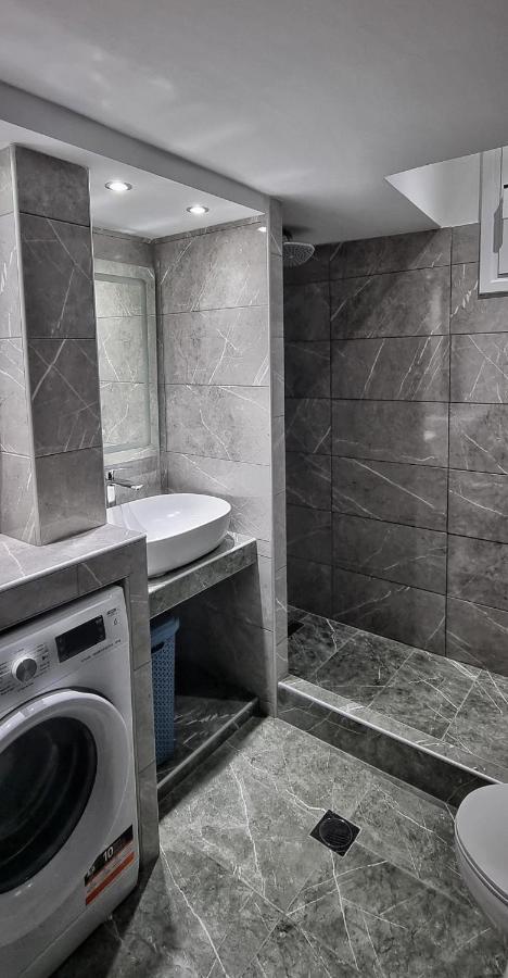 Mimarxos Luxury Apartments Chalkís Eksteriør bilde